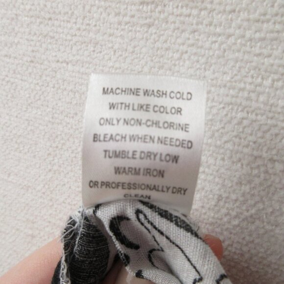 Harve Bernard Black and White Linen Blouse Size L Abstract Floral - Picture 12 of 16